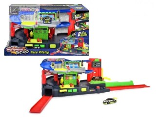 Majorette tune up's race pitstop