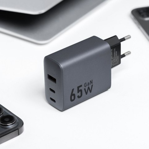 Ładowarka sieciowa do telefonu Forcell F-Energy GaN 2 x USB C + USB A QC4.0 PD 4A 65W VT-42B szara