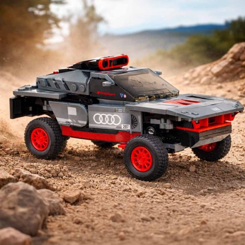 Samochód Rastar 10120 Audi RS Q e-tron 1:30 klocki 367 el.