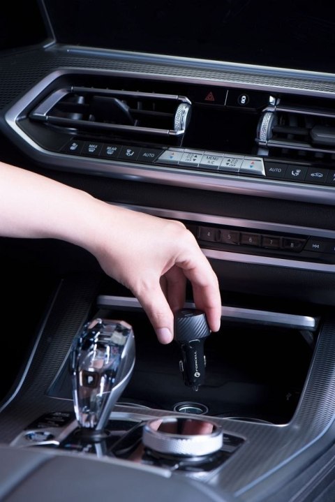 Ładowarka samochodowa Forcell F-Energy Carbon 2 x USB C QC3.0 PD 3A 40W CC50-2C czarna