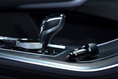 Ładowarka samochodowa Forcell F-Energy Carbon USB A QC3.0 3A 18W CC50-1A czarna