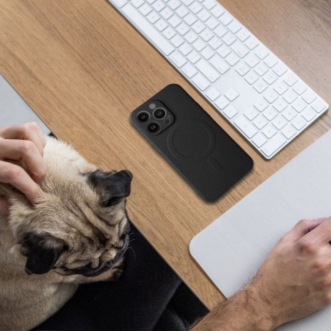 Futerał do iPhone 13 PRO Silicone Mag Cover zgodny z MagSafe czarny