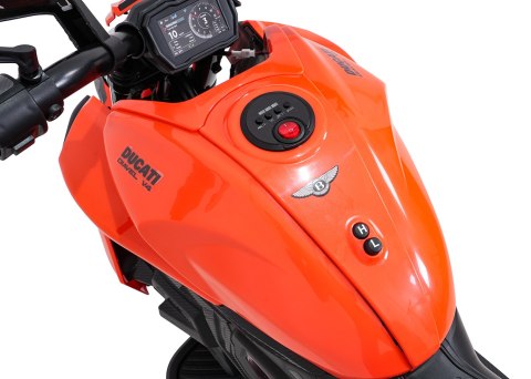Pojazd Motor Ducati Diavel x Bentley Pomarańczowy