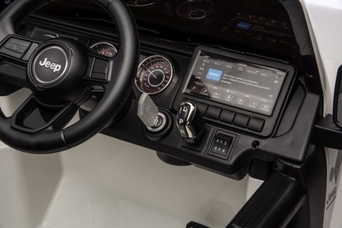 Pojazd Jeep Wrangler Rubicon LIFT Biały